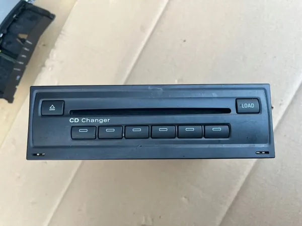 CD-wisselaar OEM 4E0910110K voor Audi A4 A5 A6 Q5 image 2