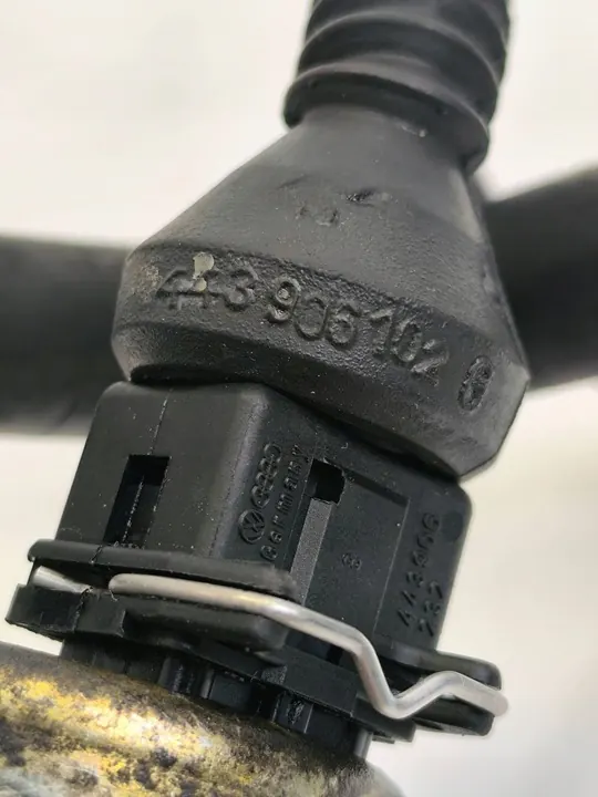 Audi 100 S4 C4 1993 Válvula de Vácuo OEM 034906283E image 4