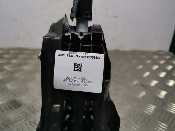 Jeep Compass Versnellingspook OEM FOB16659 - Gebruikt image 3