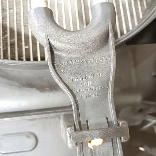 Framstötfångare Mercedes-Benz Sprinter W906 2017 A9065000554 image 5