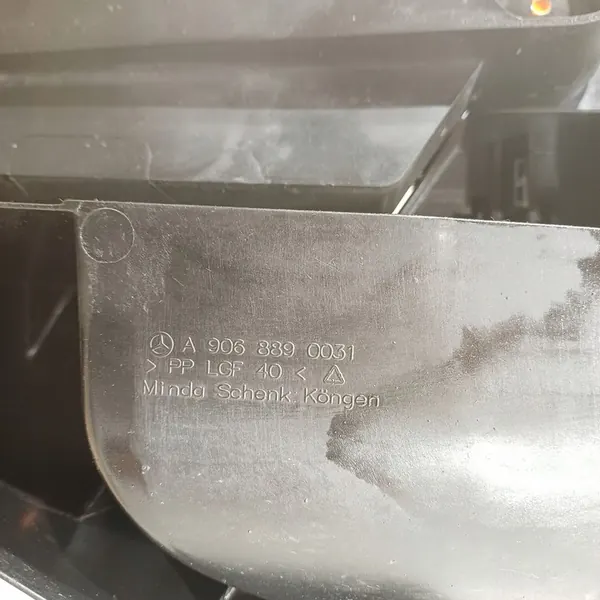 Framstötfångare Mercedes-Benz Sprinter W906 2017 A9065000554 image 6