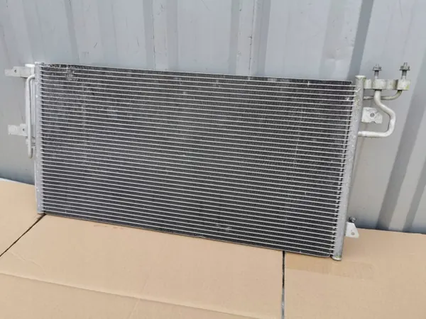 Condenseur A/C Ford OE EJ7H19F565ABBAX pour Kuga II image 3