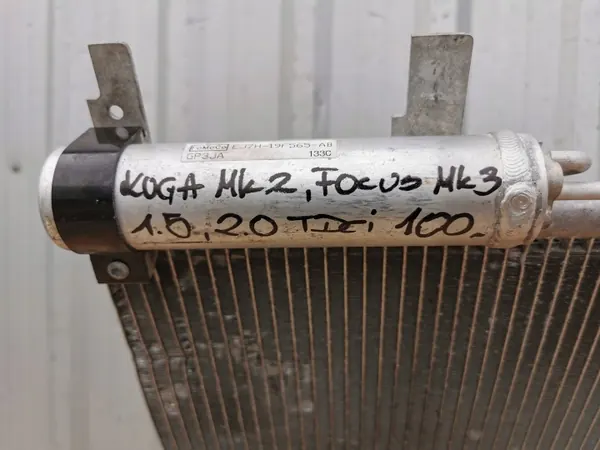 Condenseur A/C Ford OE EJ7H19F565ABBAX pour Kuga II image 9