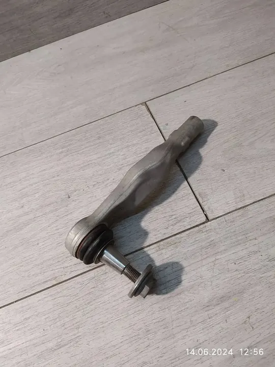 Porsche Panamera Linker Stuurkogel 971423811B image 4