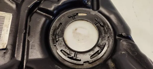 Volvo brandstofpomp OEM 31372492 31274669 image 3