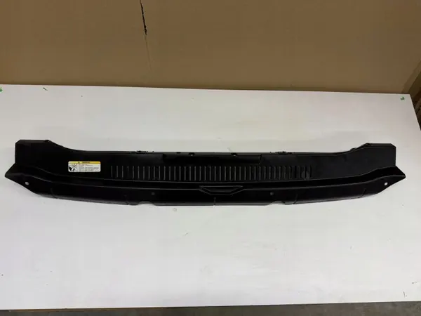 Cobertura fechadura capô dianteiro KIA Venga OEM OSLVEN180226 image 2