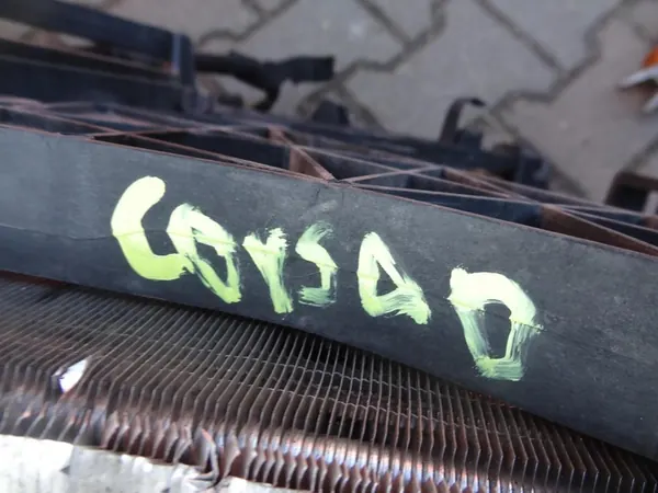 Radiador de agua Opel Corsa D 440926702 image 10