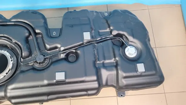 Tanque combustível BMW X1 U11 OEM 8741427 5A44A10 image 3