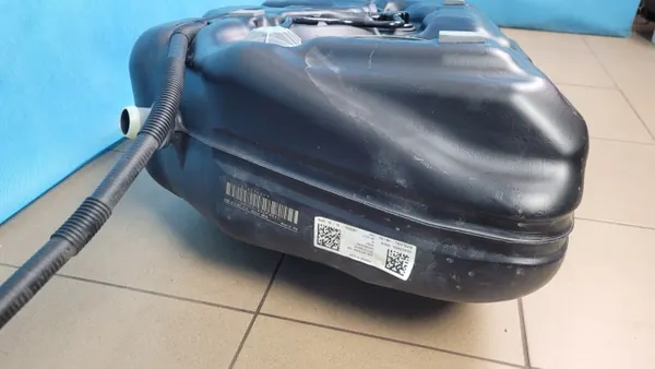 Tanque combustível BMW X1 U11 OEM 8741427 5A44A10 image 4