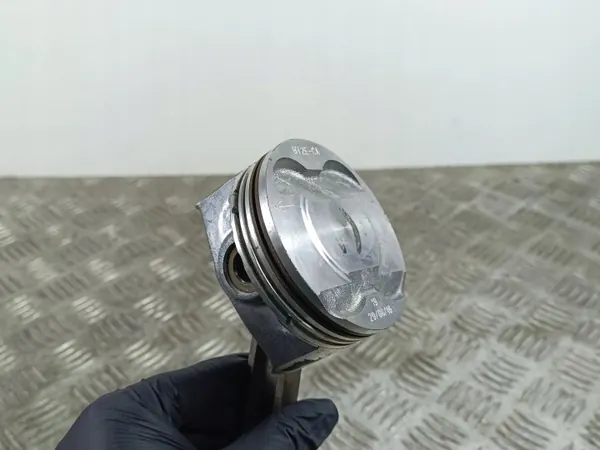 Biela Ford OE OEM FOB7294 - Usado image 3