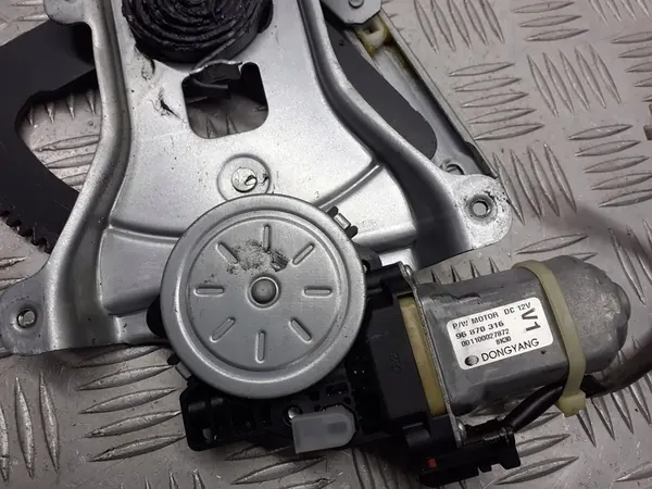 Mecanismo da Janela Frontal Esquerda Chevrolet Aveo T250 image 3