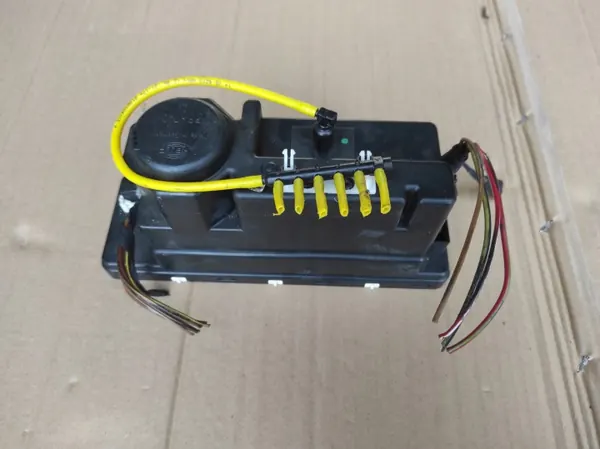 Keskitulppapumppu OEM 2108000248 Mercedes W210:lle image 2