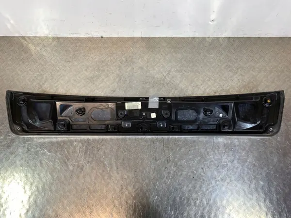 Alfa Romeo Stelvio Kennzeichenleuchte OEM LS395828 image 9