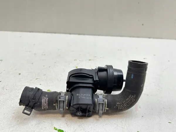 2018 Mercedes-Benz B W246 W242 Radiateurslang A2702000300 image 5