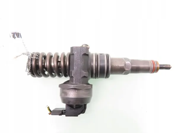 Injetor VW POLO IV 1.4 TDI 038130073AQ image 2