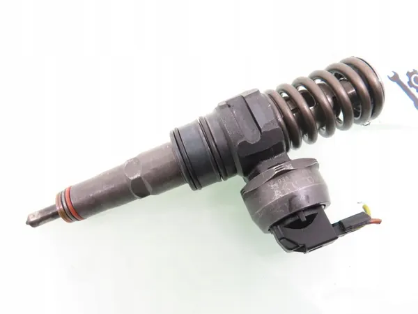 Injetor VW POLO IV 1.4 TDI 038130073AQ image 4