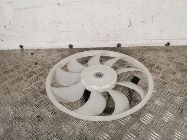Kühlerlüfter Mitsubishi OE OEM FBZ13791 - Gebraucht image 3
