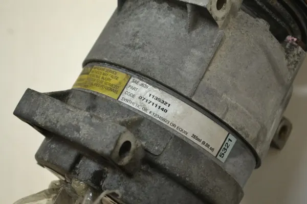 OEM 1135321 A/C Compressor voor Renault Laguna II image 7
