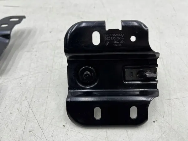 Porsche Macan konepeltilukko OEM 95c823509e - Käytetty image 4
