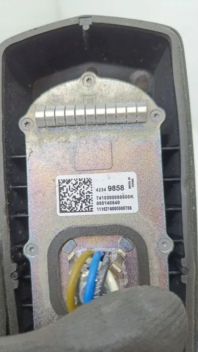 Antenne de toit Opel Mokka X OEM 42349858 - Complète image 5