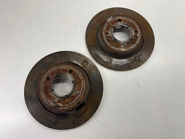 Taka jarrulevy OEM GN1Z2C026C Ford Ecosportille image 2