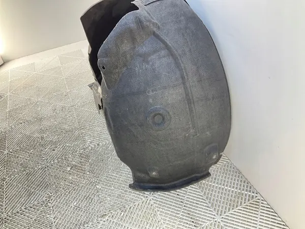 Oikea Etulokasuoja Audi A6 C7 4G0821134D image 3