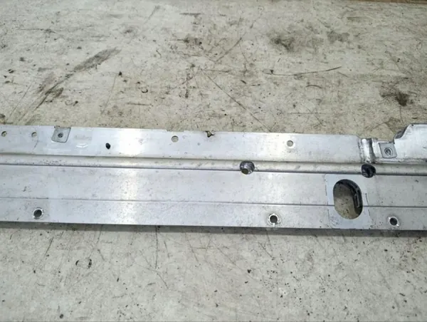 Montaje Mercedes-Benz EQS SUV 2023 OEM A7896190800 image 8