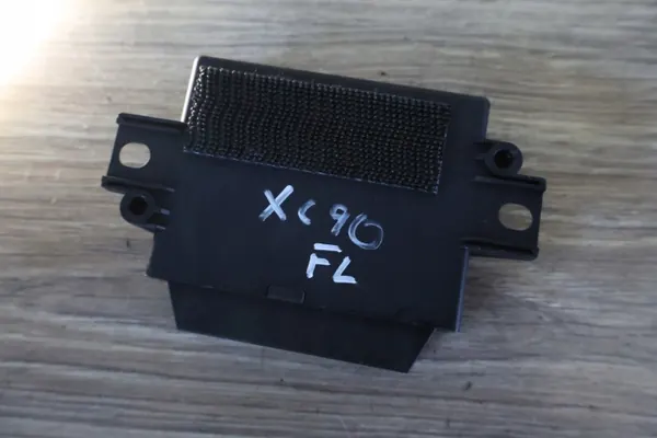 Volvo XC90 PDC-module OEM 31327468 - Gebruikt image 3