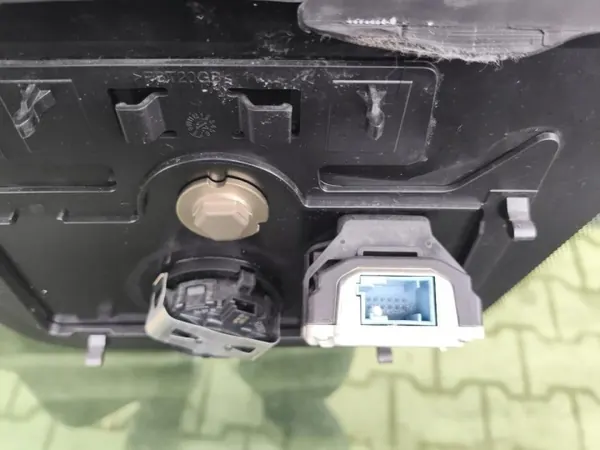 Vindruta OEM 77776654 med Kamera & Sensor image 3