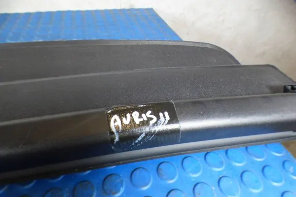 Toyota Auris II Kombi kofferbakrolgordijn OEM CARTROLETABAG image 6