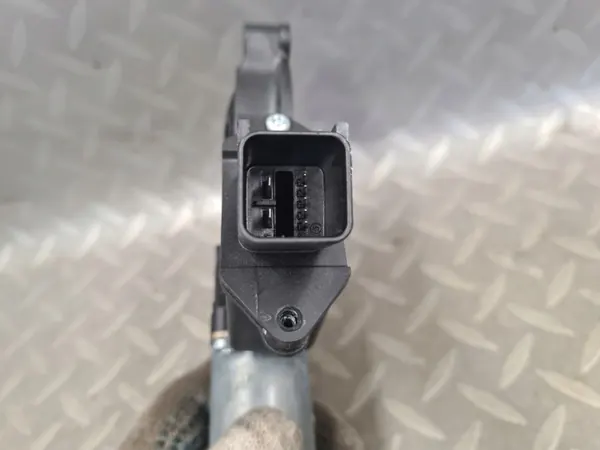 Fönsterreglage höger OEM C07521-102 Opel Adam image 3