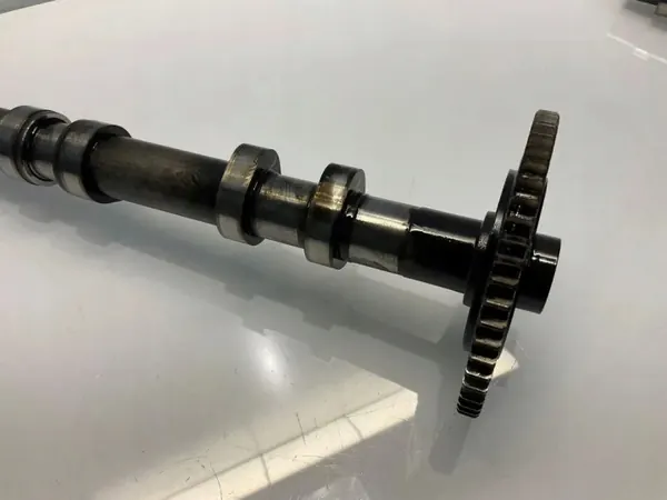 Mercedes-Benz Kamaxel OEM A6420503401 - Begagnad image 5