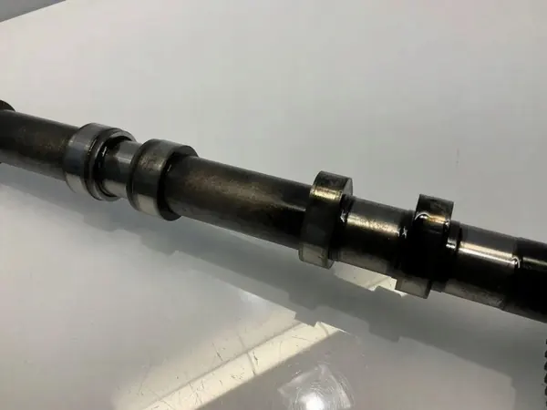 Mercedes-Benz Kamaxel OEM A6420503401 - Begagnad image 6