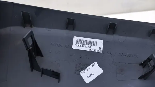 OEM 967773708A Couvre-rétroviseur droit Peugeot 308 II image 7