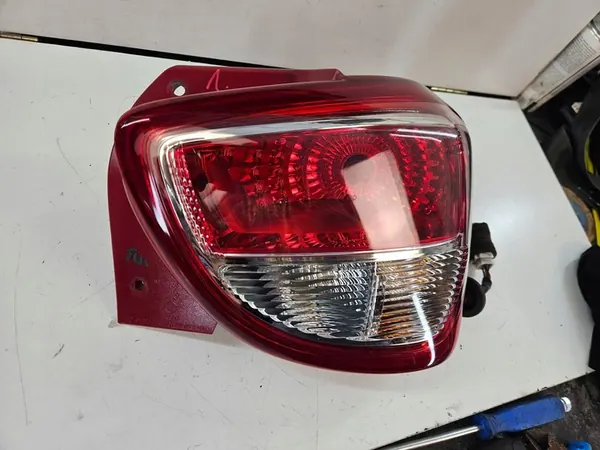 Luz trasera derecha Hyundai i10 II image 3