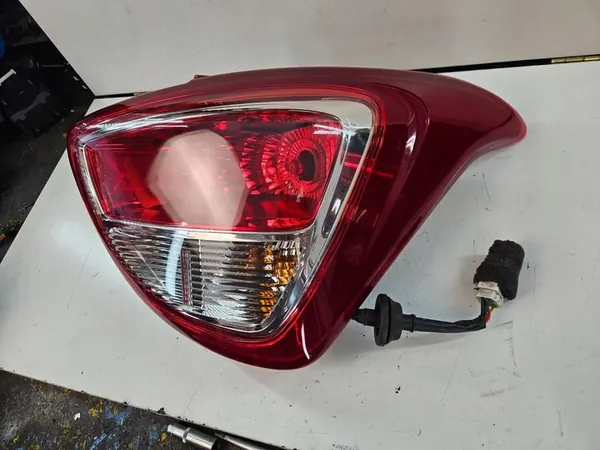 Luz trasera derecha Hyundai i10 II image 4