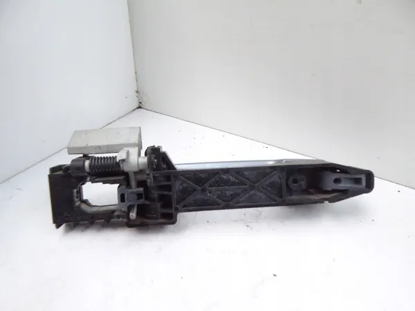 Nissan Qashqai I J10 Vasemman Etuoven Kahva KAQ image 4