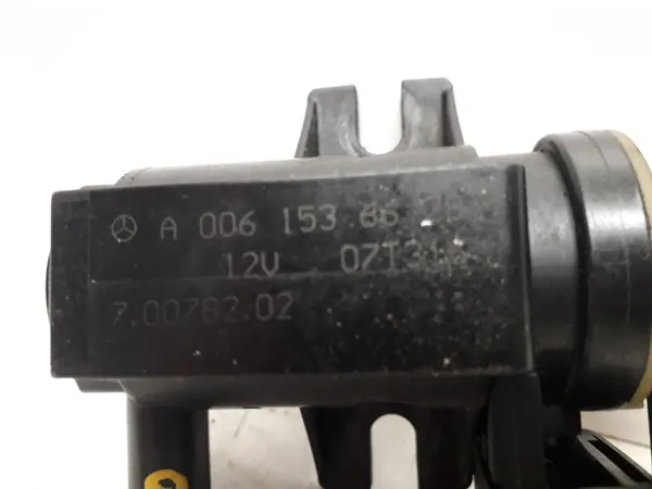 MERCEDES A W169 04-12 Válvula de Vácuo 2.0 CDI A0061536628 image 4