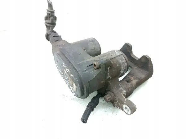 Pinza de freno trasera izquierda Hyundai usado i40 1.7 CRDi 2012 image 3