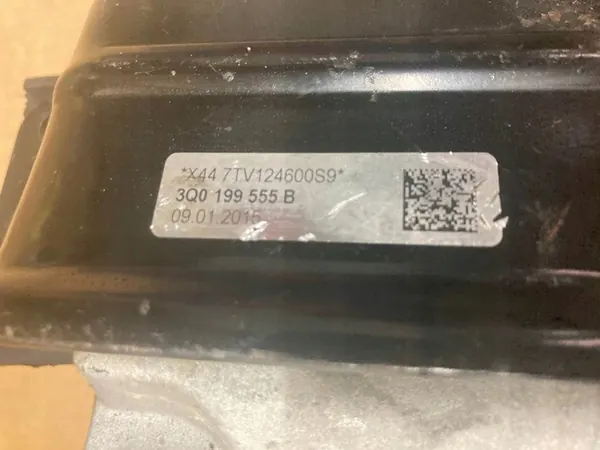 VW Audi Seat Skoda Supporto cambio 3Q0199555B image 3