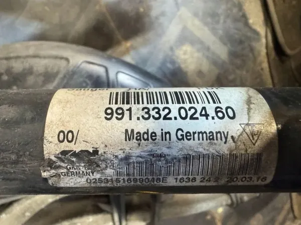 Porsche 99133161120 Linke Hinterradnabe - Gebraucht image 4