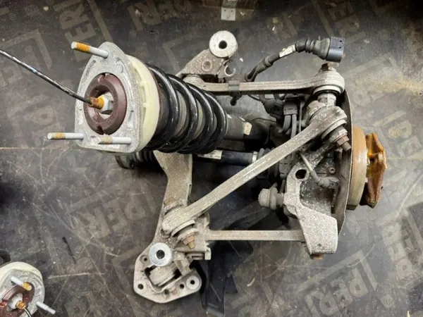 Porsche 99133161120 Linke Hinterradnabe - Gebraucht image 7
