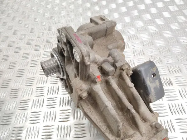 Mitsubishi Växellåda OEM RZV75022 - Begagnad image 3