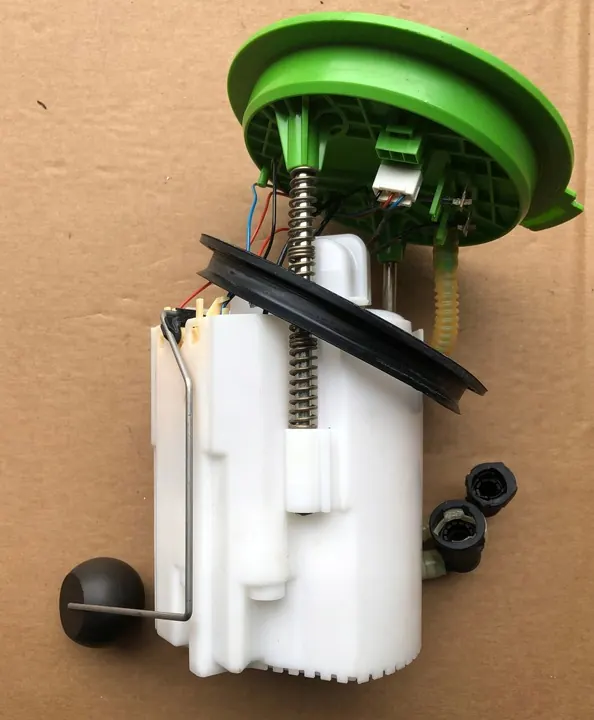 VW Audi Skoda Seat Brandstofpomp 5Q0919051BP 5Q0919087AQ image 3