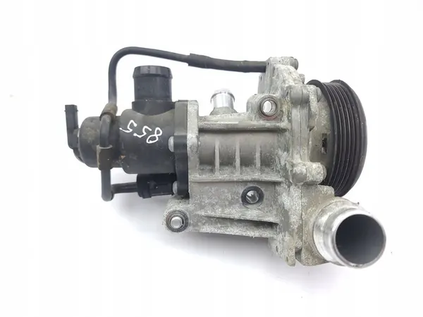 Vattenpump Mercedes-Benz B W246 W242 2013 A6512000501 image 5