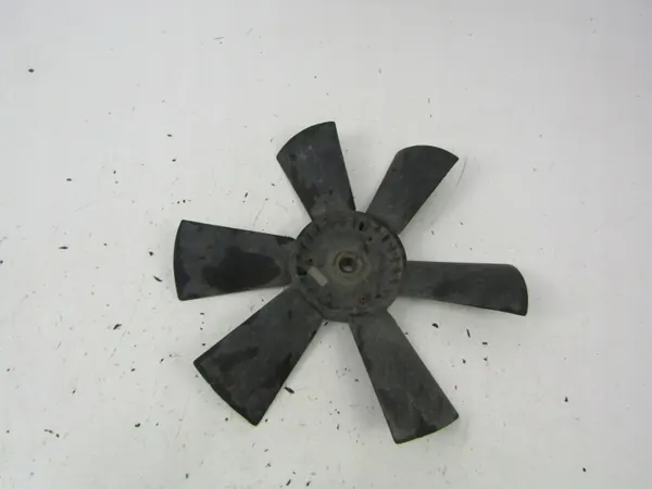 Mercedes motorventilator OEM AK-6-81609 C W201 image 2
