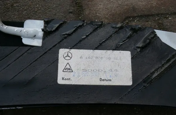 OEM 14080300061 Tuulilasinlämmitin Mercedes S-sarja image 3