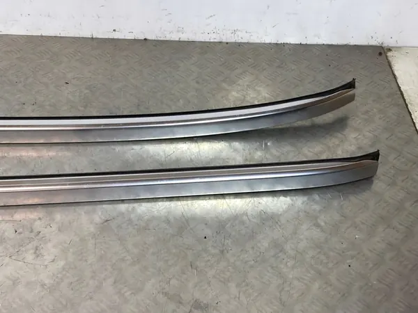 Barras de teto Suzuki SX4 S-Cross 2023 image 5