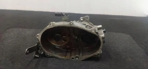 Capa da corrente de distribuição AUDI A6 AVANT 2006 06F103530P image 1