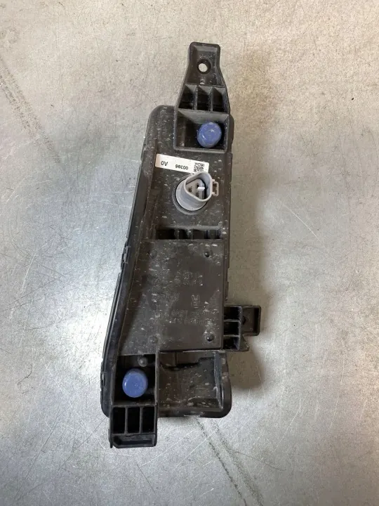 Suzuki Vitara (LY) Tagfahrlicht OEM 00396 - Gebraucht image 7